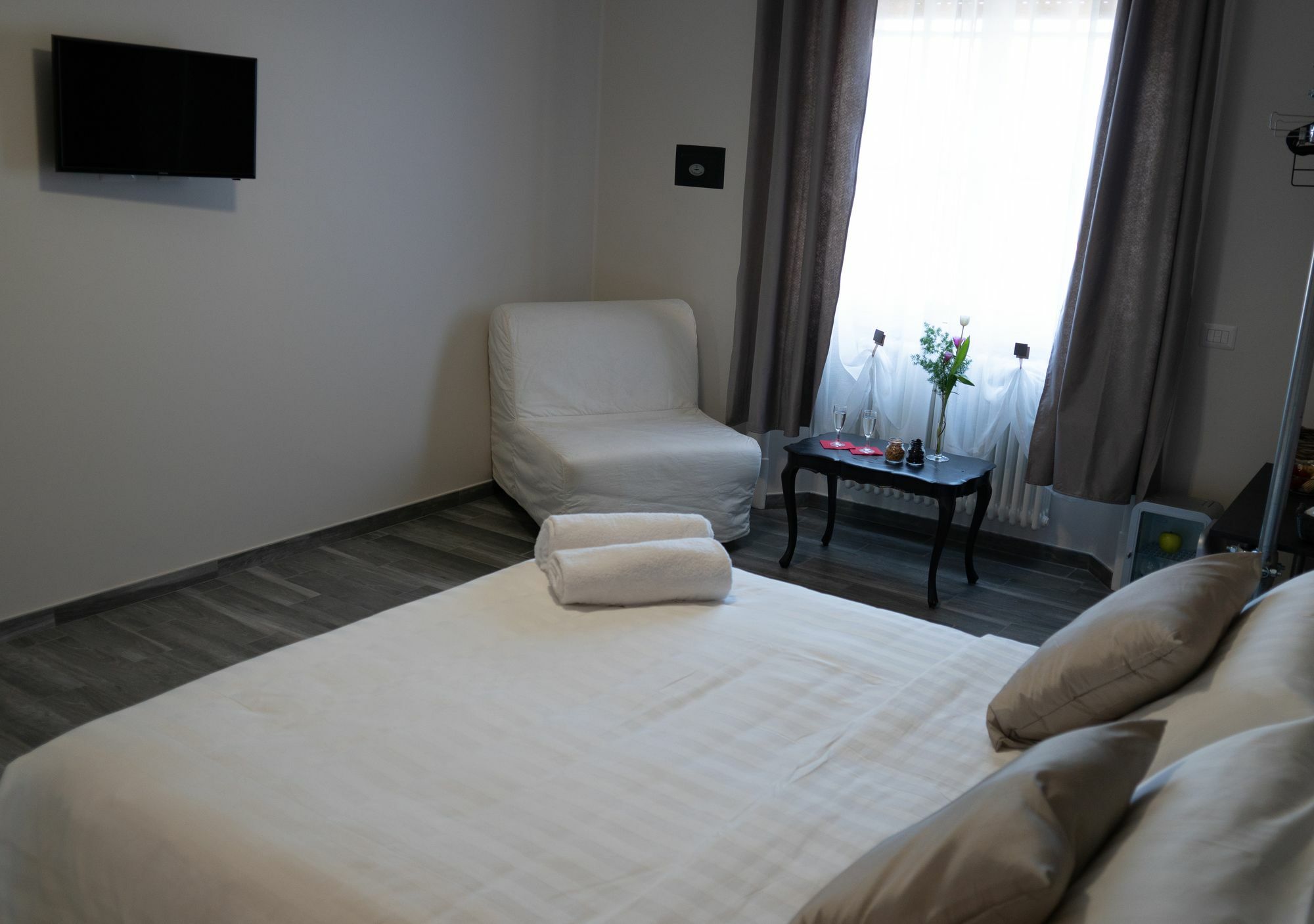 Piazza Bologna Little Suites Roma Exterior foto
